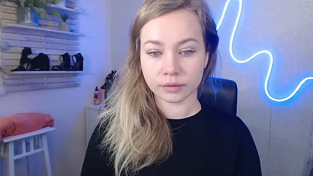 Snapshot of holly_xglam chatting on 28, 1, 2025 holly xglam online show from 28, 1, 2025