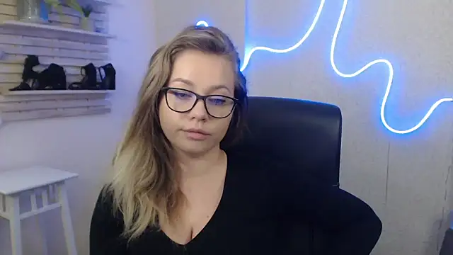 Snapshot of holly_xglam chatting on 29, 1, 2025 holly xglam online show from 29, 1, 2025