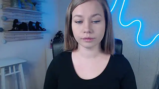 Snapshot of holly_xglam chatting on 21, 2, 2025 holly xglam online show from 21, 2, 2025