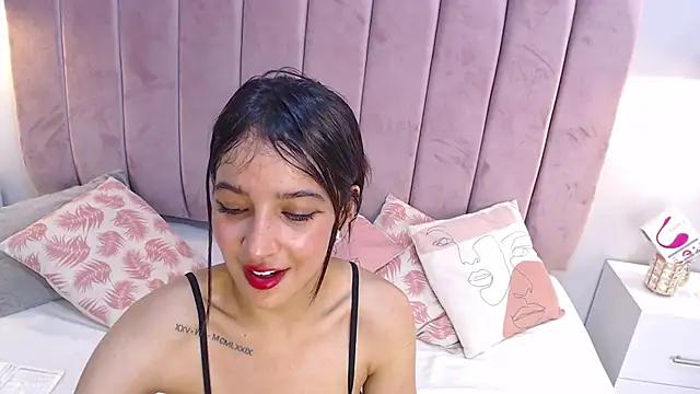 LeenaBrown online show from 30, 1, 2025