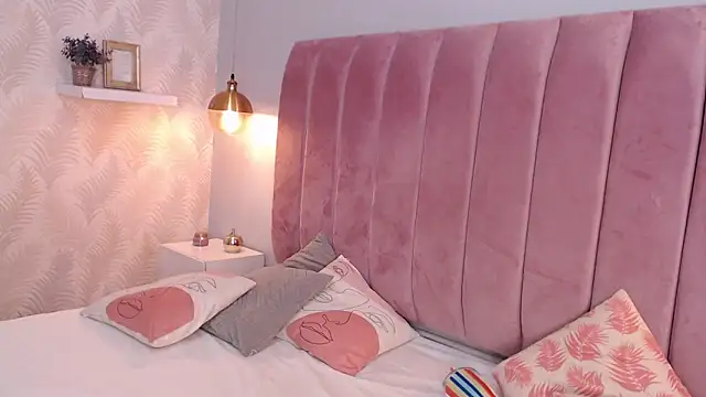 LeenaBrown online show from 13, 3, 2025