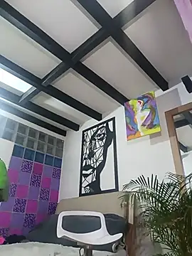 thirstymoonxx online show from 4, 7, 2026