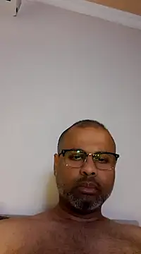 Snapshot of desi_black_cock chatting on 4, 12, 2024 desi black cock online show from 4, 12, 2024