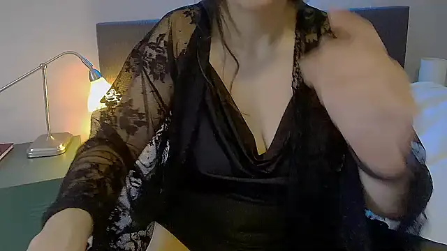 Ella Next Door online show from 20, 1, 2025