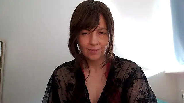 Ella Next Door online show from 4, 3, 2026