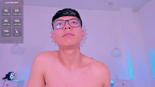 CodyTwink online show from 8, 11, 2025