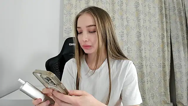 Sweet-bb online show from 10, 9, 2025