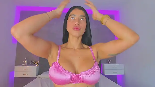 Snapshot of jasminehill_ chatting on 25, 2, 2025 jasminehill online show from 25, 2, 2025