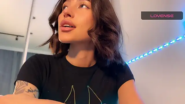 ellie miu online show from 20, 11, 2025