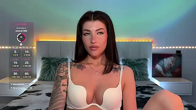 Snapshot of ellie_miu chatting on 20, 5, 2026 ellie miu online show from 20, 5, 2026