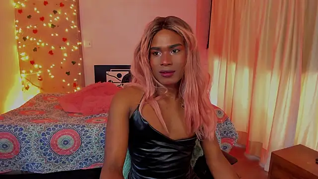 Snapshot of blackbarbietrans chatting on 6, 2, 2025 blackbarbietrans online show from 6, 2, 2025