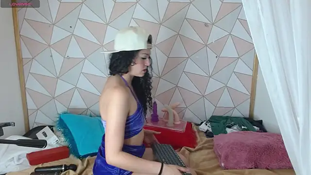 Snapshot of mapelove chatting on 15, 1, 2025 mapelove online show from 15, 1, 2025