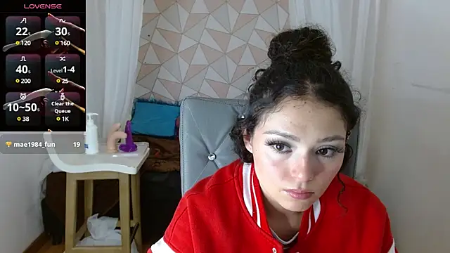 Snapshot of mapelove chatting on 17, 1, 2025 mapelove online show from 17, 1, 2025