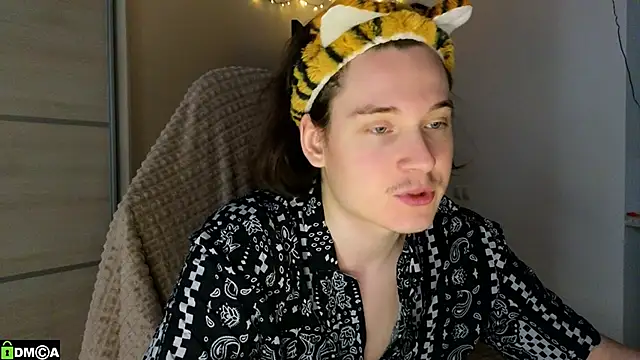 Snapshot of MoreRealAlex chatting on 6, 2, 2026 MoreRealAlex online show from 6, 2, 2026