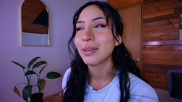 amber curly online show from 29, 5, 2026