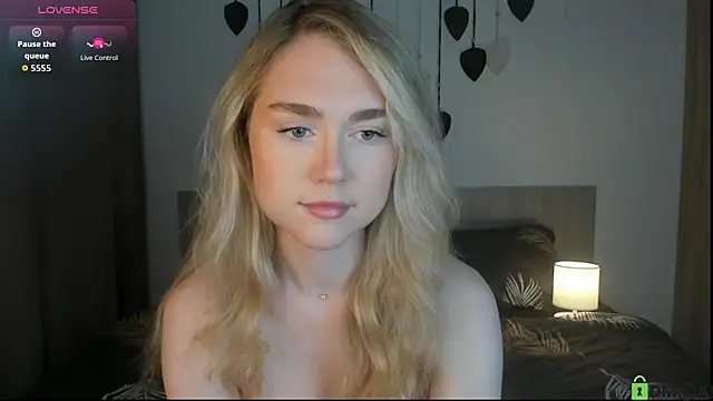 TheVanessaMaes online show from 24, 10, 2025