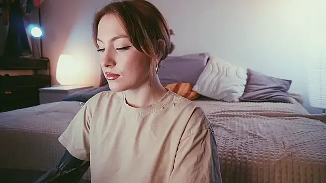 Snapshot of kris69kiss chatting on 28, 11, 2025 kris69kiss online show from 28, 11, 2025