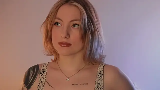 Snapshot of kris69kiss chatting on 10, 1, 2026 kris69kiss online show from 10, 1, 2026