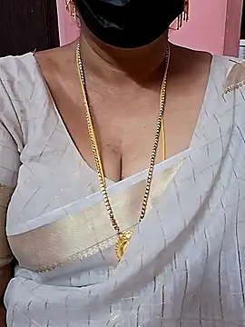 ananya956 online show from 3, 10, 2025