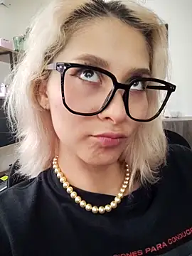 Snapshot of Ramona_Flower chatting on 28, 9, 2025 Ramona Flower online show from 28, 9, 2025