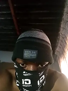 Snapshot of Mostafi17 chatting on 19, 2, 2025 Mostafi17 online show from 19, 2, 2025