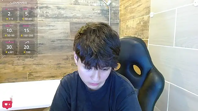 Snapshot of Bryce_Evans chatting on 2, 3, 2026 Bryce Evans online show from 2, 3, 2026