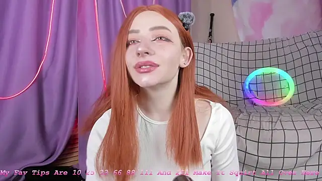 Lexy Lovy online show from 7, 10, 2025