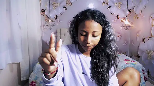 jasmin brunette  online show from 24, 1, 2025