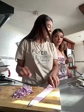 HaileyBaldwin online show from 8, 12, 2024