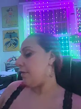 DeeLight124 online show from 9, 9, 2025