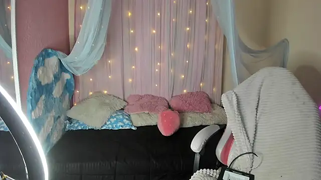SheryLee online show from 17, 12, 2024