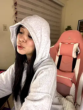 Starliee   online show from 15, 11, 2025