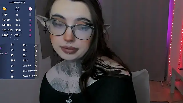 Snapshot of Dixi_Pixi_ chatting on 13, 11, 2025 Dixi Pixi online show from 13, 11, 2025