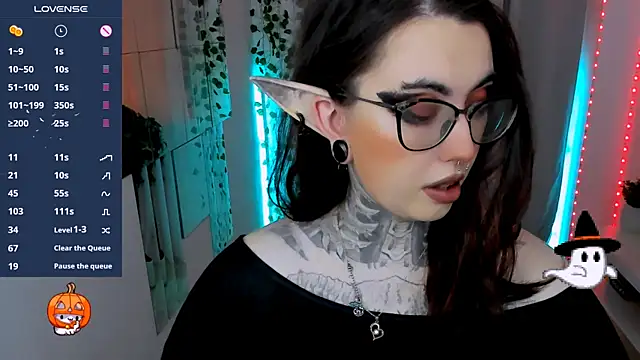 Snapshot of Dixi_Pixi_ chatting on 4, 12, 2025 Dixi Pixi online show from 4, 12, 2025