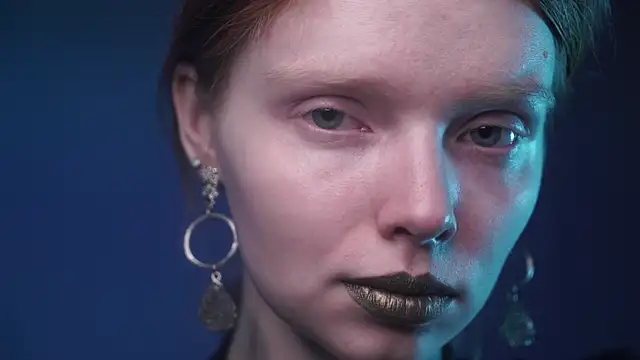 ginger hugs online show from 9, 10, 2025