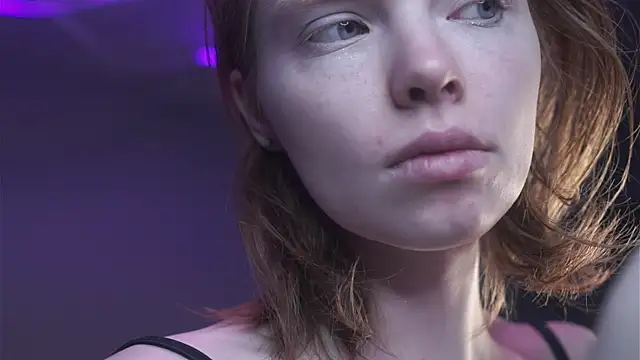 ginger hugs online show from 19, 12, 2025