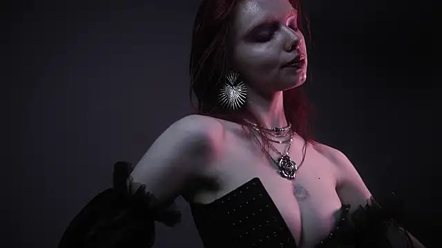 ginger hugs online show from 3, 6, 2026