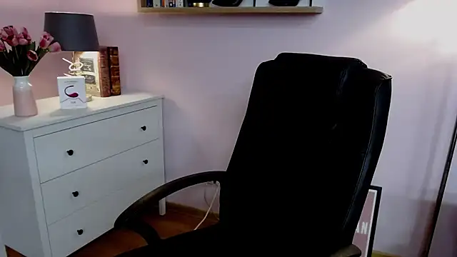 Snapshot of MadelineLust chatting on 28, 12, 2024 MadelineLust online show from 28, 12, 2024