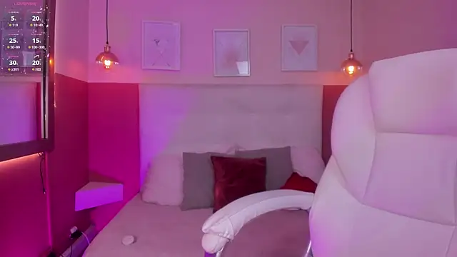 Chloe fischer  online show from 12, 1, 2025