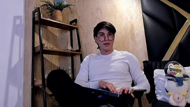 Karimferrer online show from 25, 2, 2026