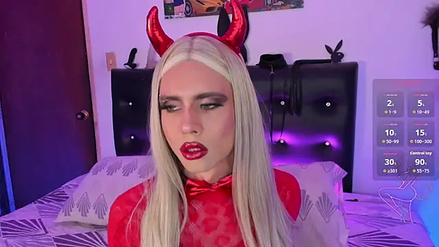 Snapshot of AngelsJones21 chatting on 24, 10, 2025 AngelsJones21 online show from 24, 10, 2025