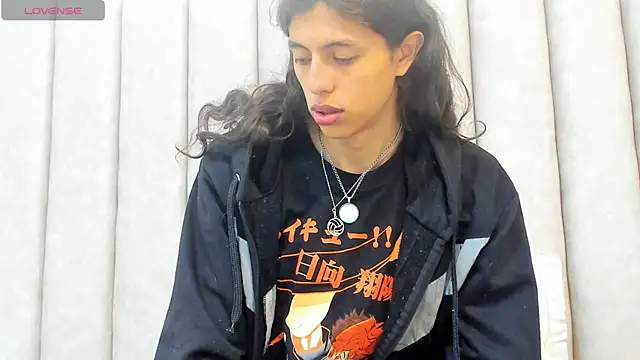 FreyaMoller online show from 5, 3, 2025