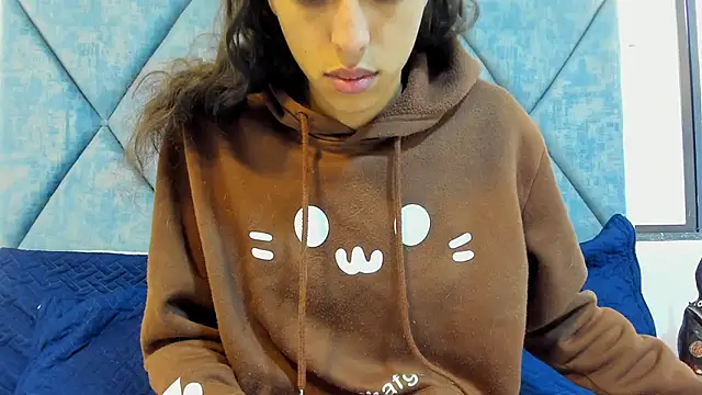 FreyaMoller online show from 10, 1, 2026