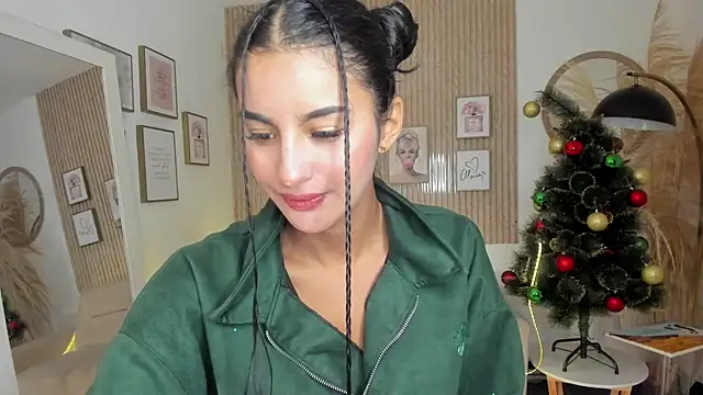 Kimm khalifa online show from 3, 1, 2025