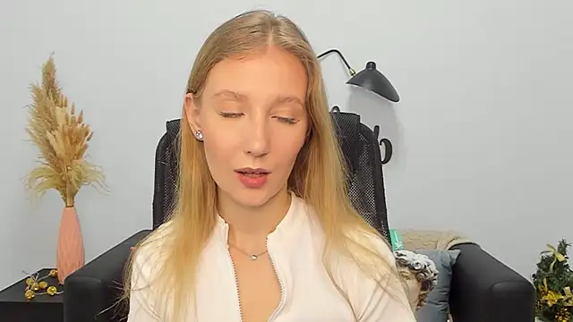 LolaWilsons online show from 30, 12, 2024