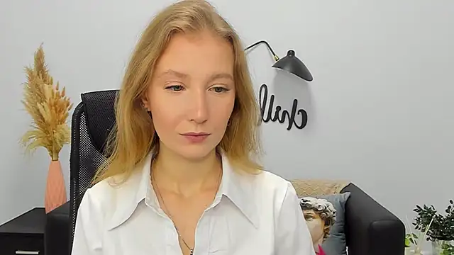 LolaWilsons online show from 10, 1, 2025