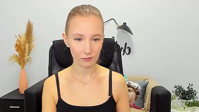 LolaWilsons online show from 21, 1, 2025