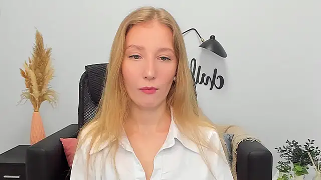 LolaWilsons online show from 13, 2, 2025