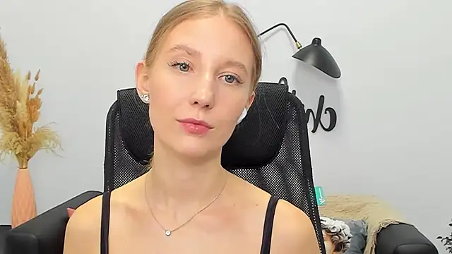 LolaWilsons online show from 13, 3, 2025