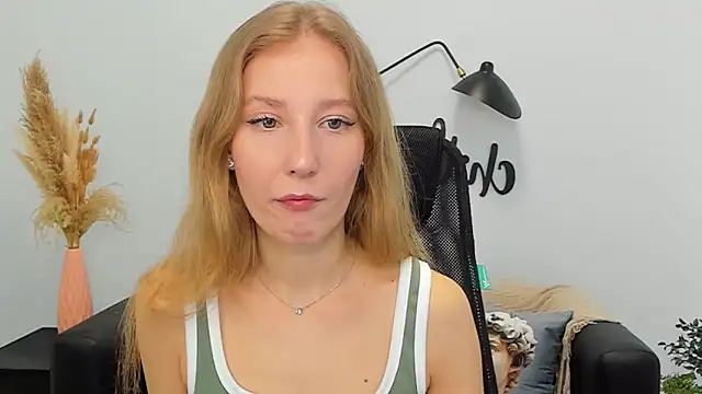 LolaWilsons online show from 19, 3, 2025